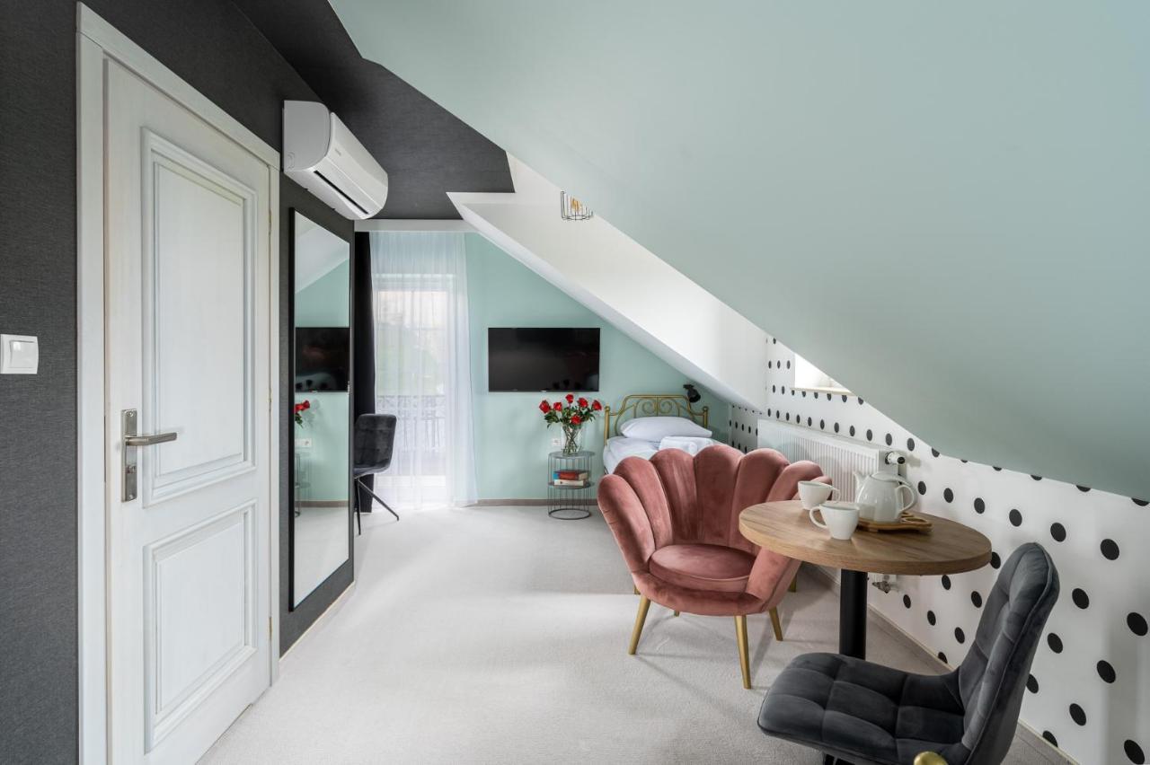 Zamkowe Apartamenty Sandoměř Exteriér fotografie